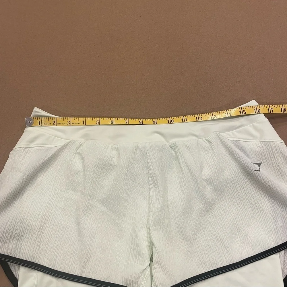 Gymshark Women’s Speed 2 in 1 Shorts Cucumber Green Size XL